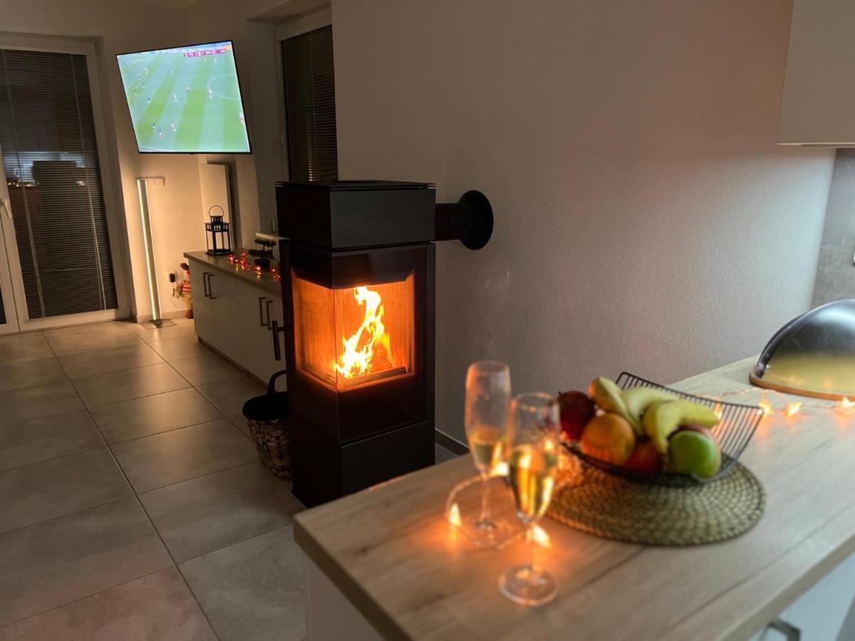 Hauslipno Bungalov Na Lipne Lipno nad Vltavou Bagian luar foto